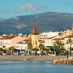 Superbe Studio, 200 M De La Mer, Climatise Avec Terrasse Et Parking Prive * Cagnes-sur-Mer