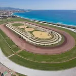 Apartamento Superbe Studio, 200 M De La Mer, Climatise Avec Terrasse Et Parking Prive *