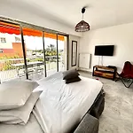Superbe Studio, 200 M De La Mer, Climatise Avec Terrasse Et Parking Prive Apartamento Cagnes-sur-Mer